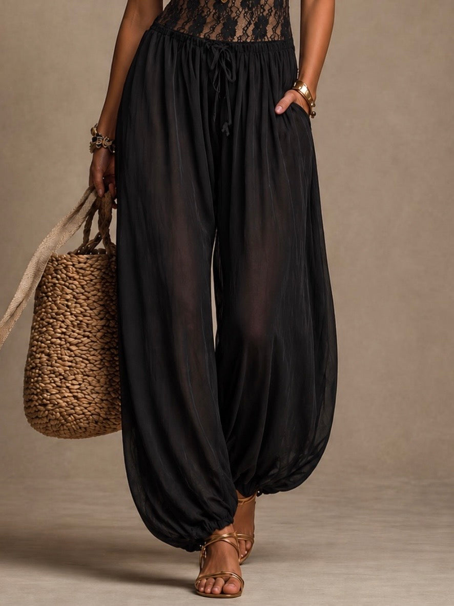 Élodie | Fließender Neckholder-Jumpsuit aus Spitze