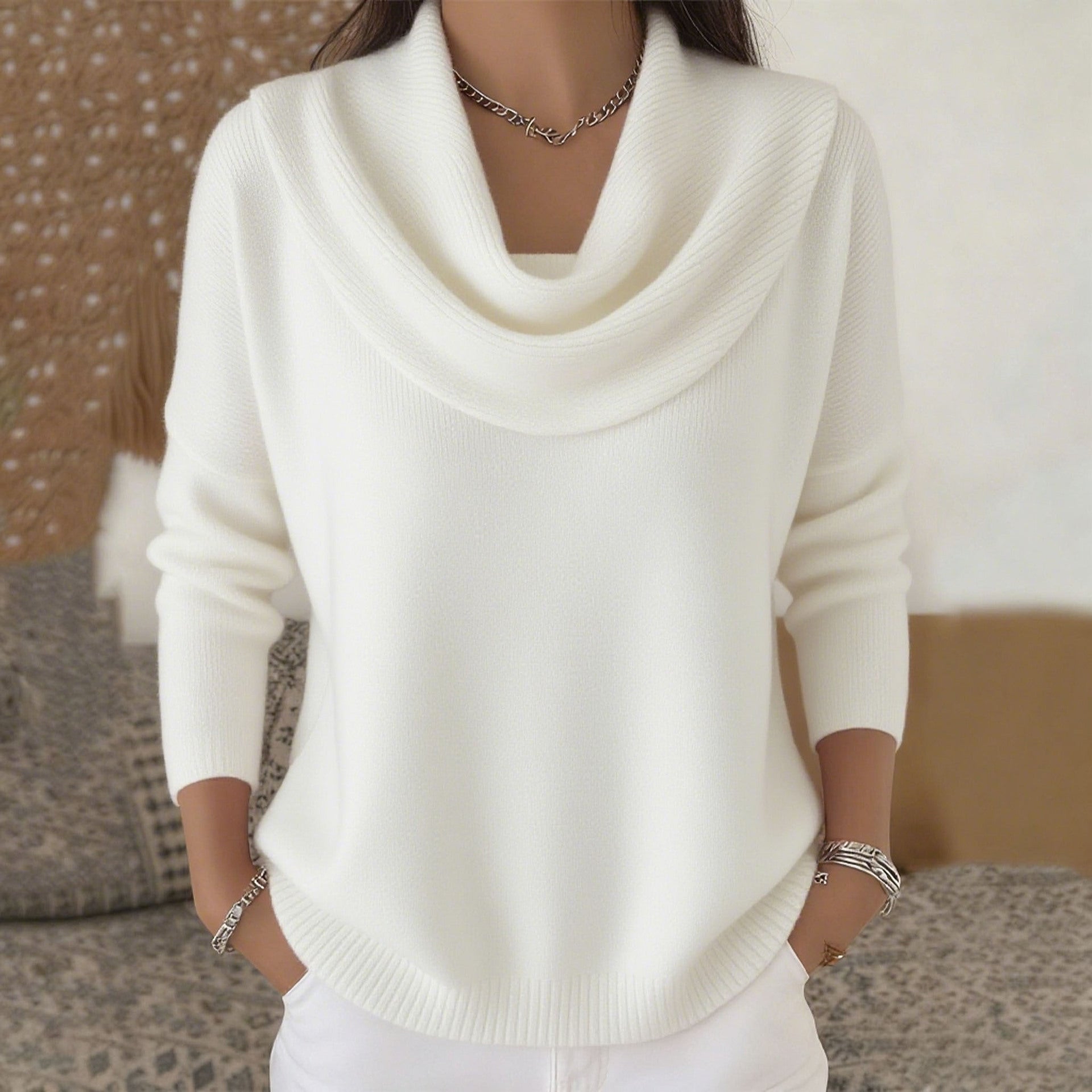 Julia | Pullover mit Wasserfallkragen