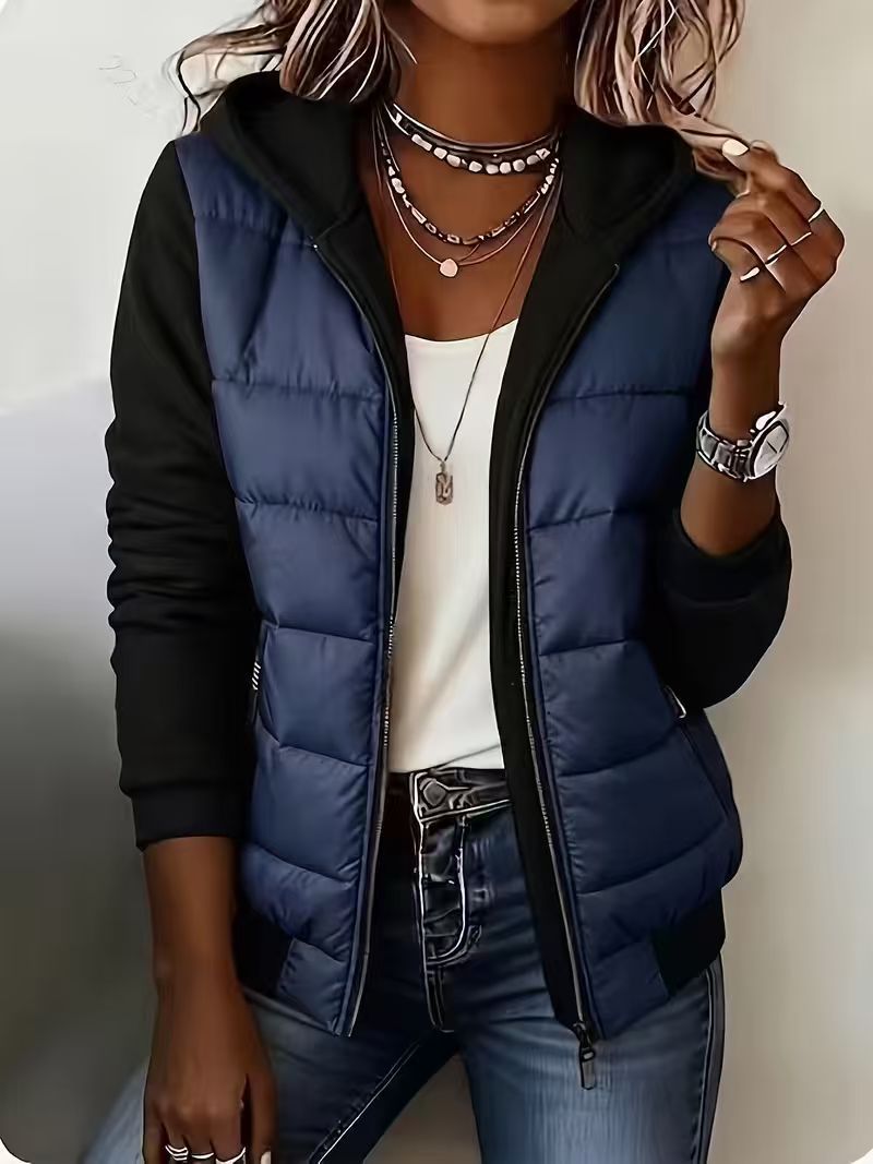 Nina – Gesteppte Colorblock-Jacke mit Kapuze