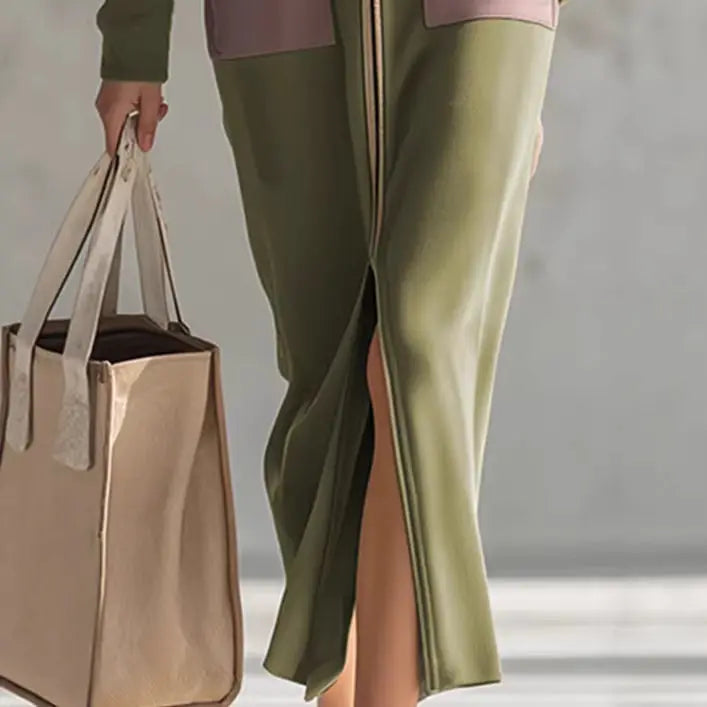Sheena – Midikleid mit Kapuze und Reißverschluss