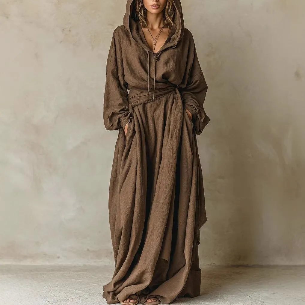 Suzette – Maxikleid mit Kapuze