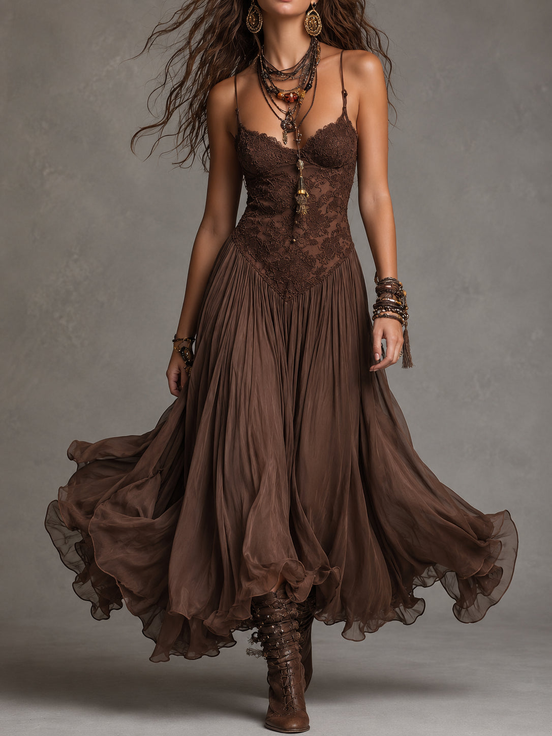 Amelie – Dunkelbraunes Chiffon-Maxikleid