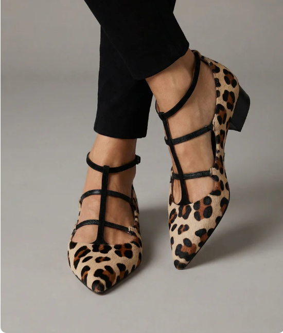 Bridget - Schuhe mit Absatz und Leopardenriemen