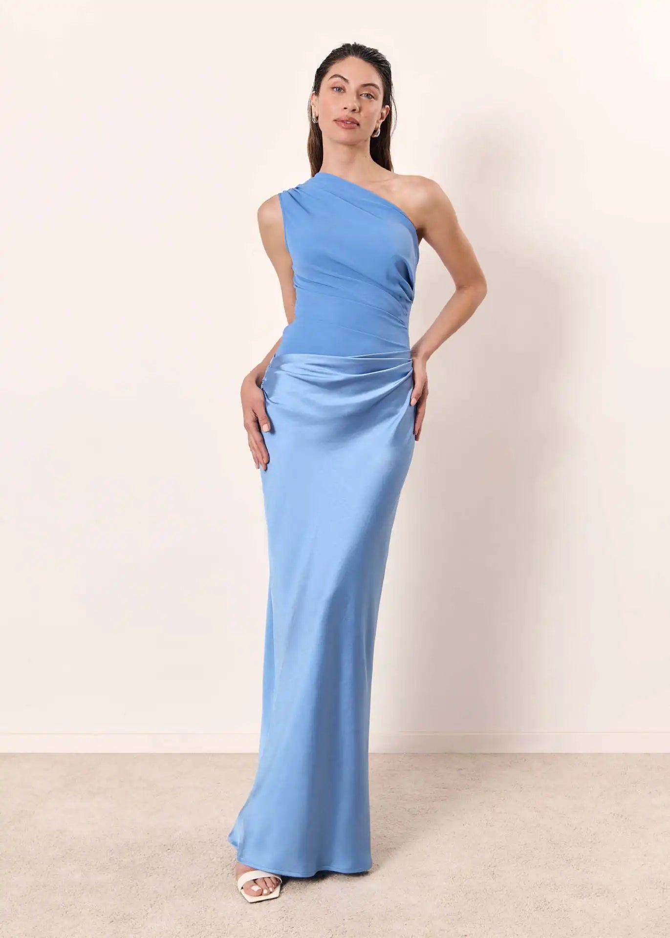 Luna™ | Satin Maxikleid mit Schlitz