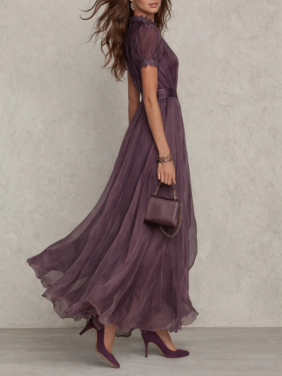 Violette | Chiffon-Maxikleid mit herzförmigem Ausschnitt und Spitzenbesatz