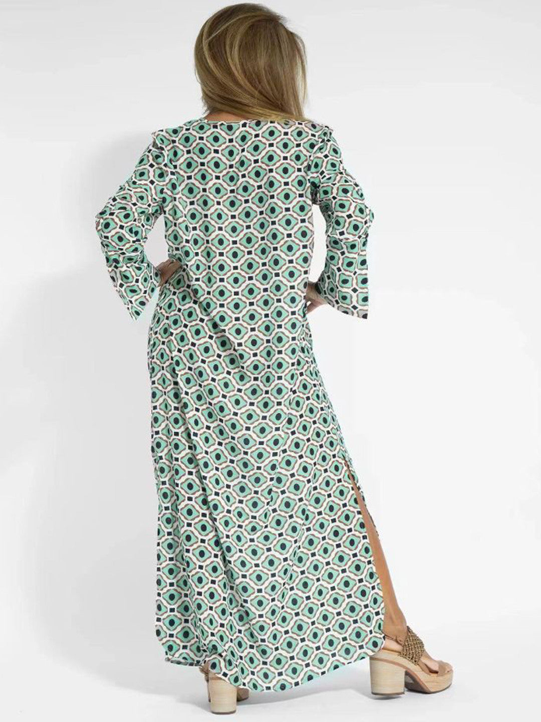 Chels - Kleid, das den Bauch bedeckt