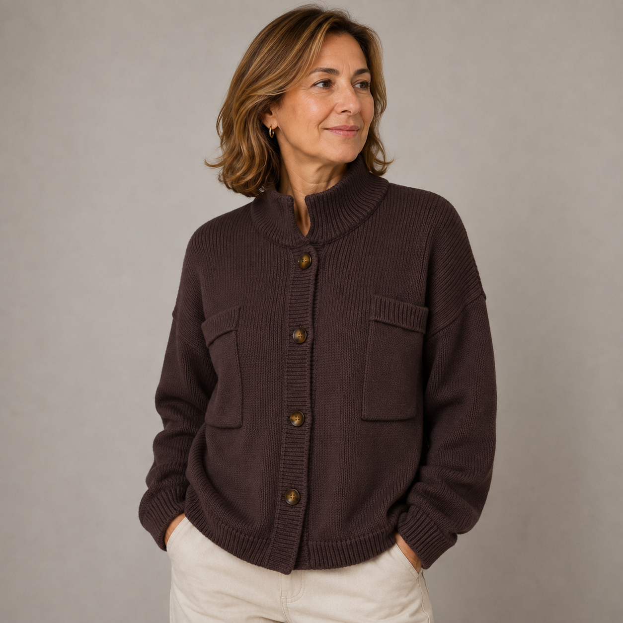 Augusta™ Cardigan mit Stehkragen und Knöpfen