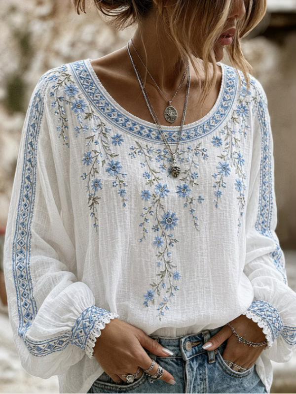 Elise™ | Bluse mit Blumenmuster und blauer Stickerei