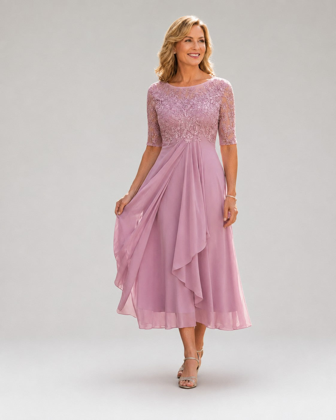 Marina – Elegantes Midikleid mit Spitze