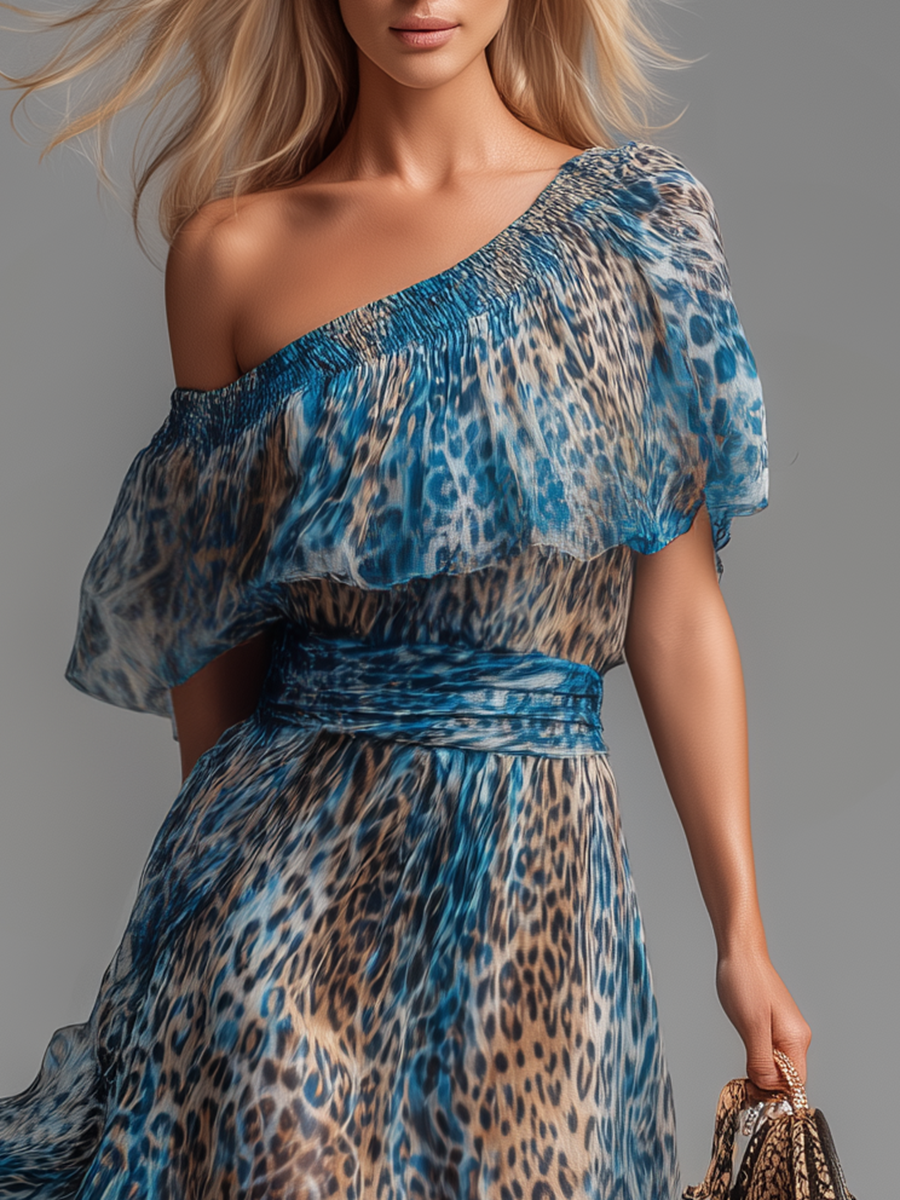 Selvaggia - Langes Chiffonkleid mit Leopardenmuster und freien Schultern