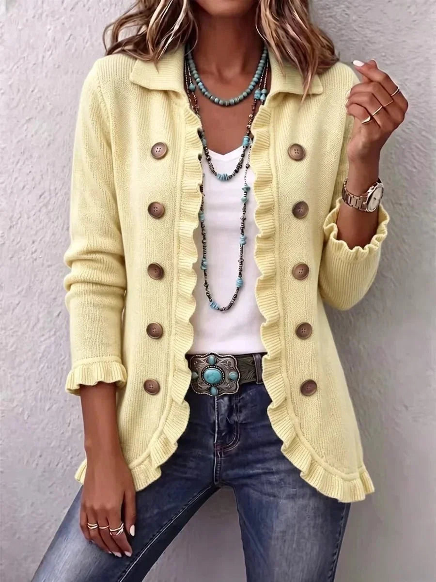 Lillian | Buttercremefarbene Rippstrick-Rüschenjacke
