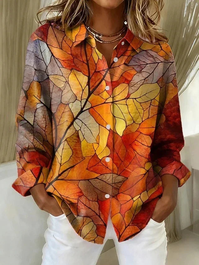 Thelma | Bluse mit Herbstblättern und Knöpfen