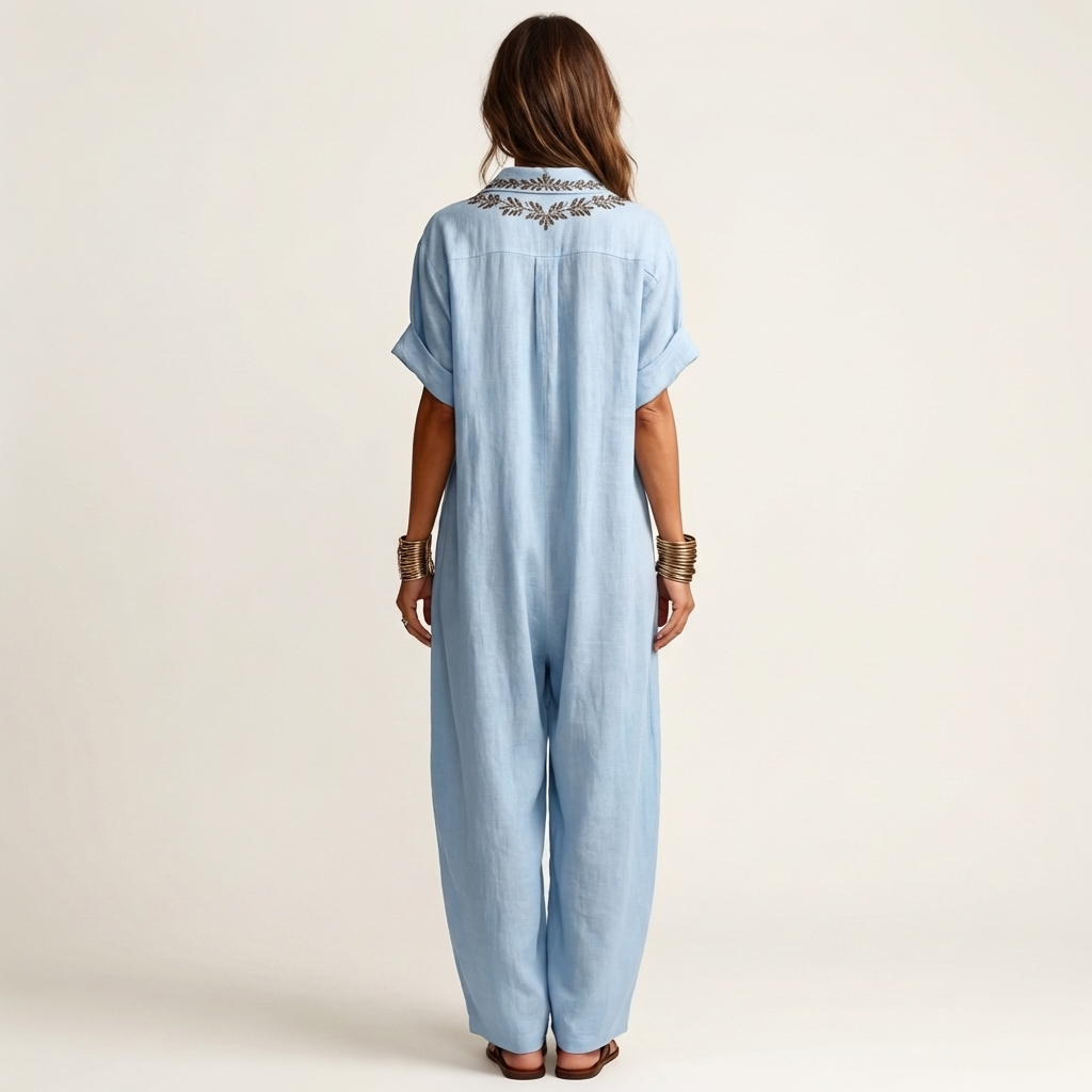 Amarina | Maxikleid aus Leinen mit besticktem V-Ausschnitt