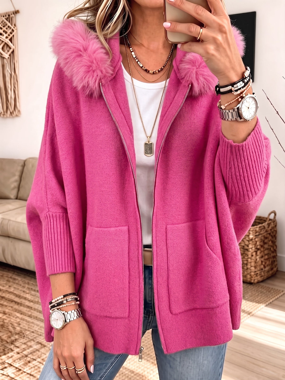 Brynja – Strickcardigan mit Fellkapuze