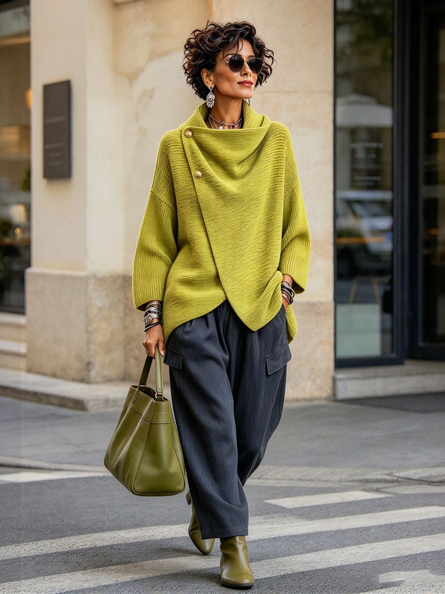 Colette – Asymmetrischer Strickpullover mit Knöpfen