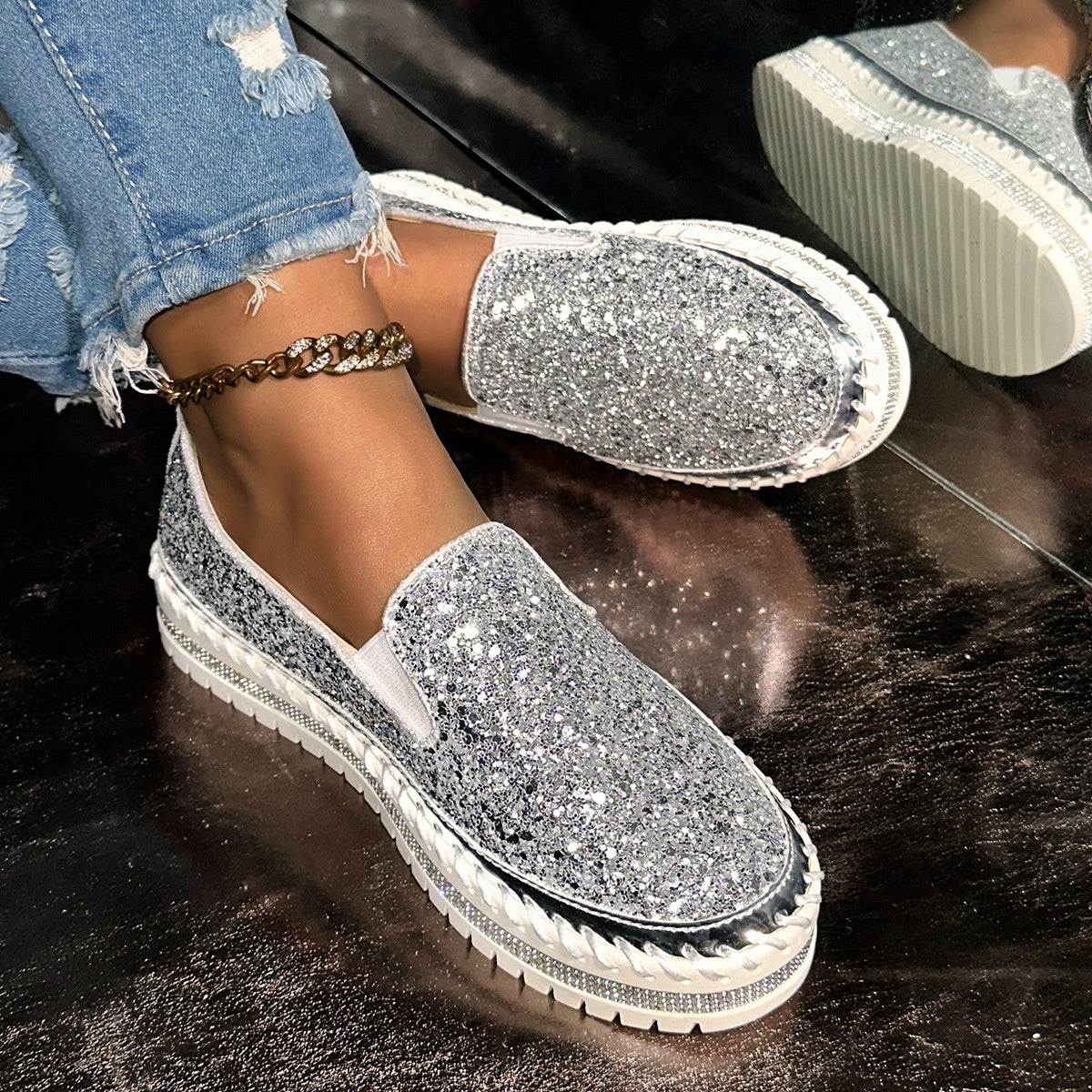Leona – Funkelnde Schlupfschuhe