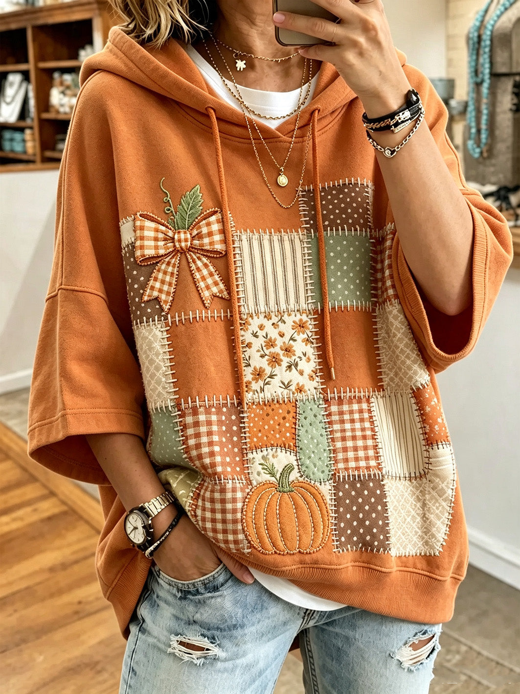Larisa | Oversize-Hoodie mit herbstlichem Print